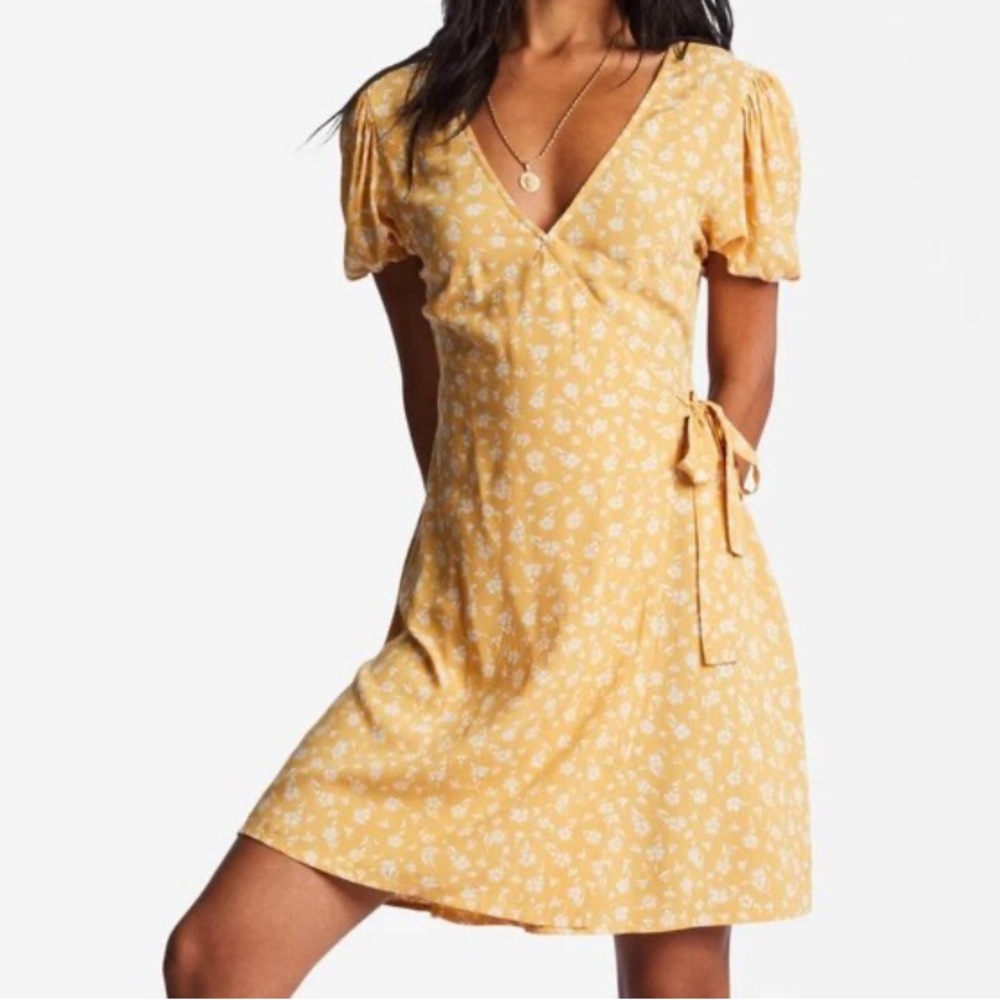NWT Billabong Yellow Floral Wrap Puff Sleeve Mini Dress S